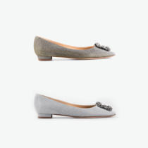  MANOLO BLAHNIK BRUSHED RHINESTONE BUCKLE FLATS ARE SMALL AND HALF SIZE 9XX-0283