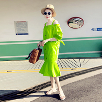 2021 summer new French one-shoulder dress womens long Korean version of loose suspender temperament fishtail skirt