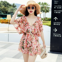 Sexy bikini flat angle thin belly cover steel bracket gathered retro printed blouse Super fairy hot spring swimsuit three-piece set