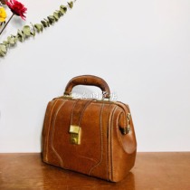 Old-fashioned small bag Republic of China satchel cowhide bag old cow suitcase old Shanghai old suitcase Shu girl bag