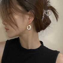 Temperament Queen Fans 925 Pure silver Dual-use Detachable Golden Earrings Personality Pearl Short Ear Button Earrings