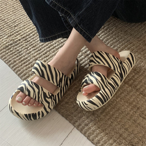 Summer new personality fashion wear non-slip EVA soft thick bottom slippers Korean hip hop zebra slippers women