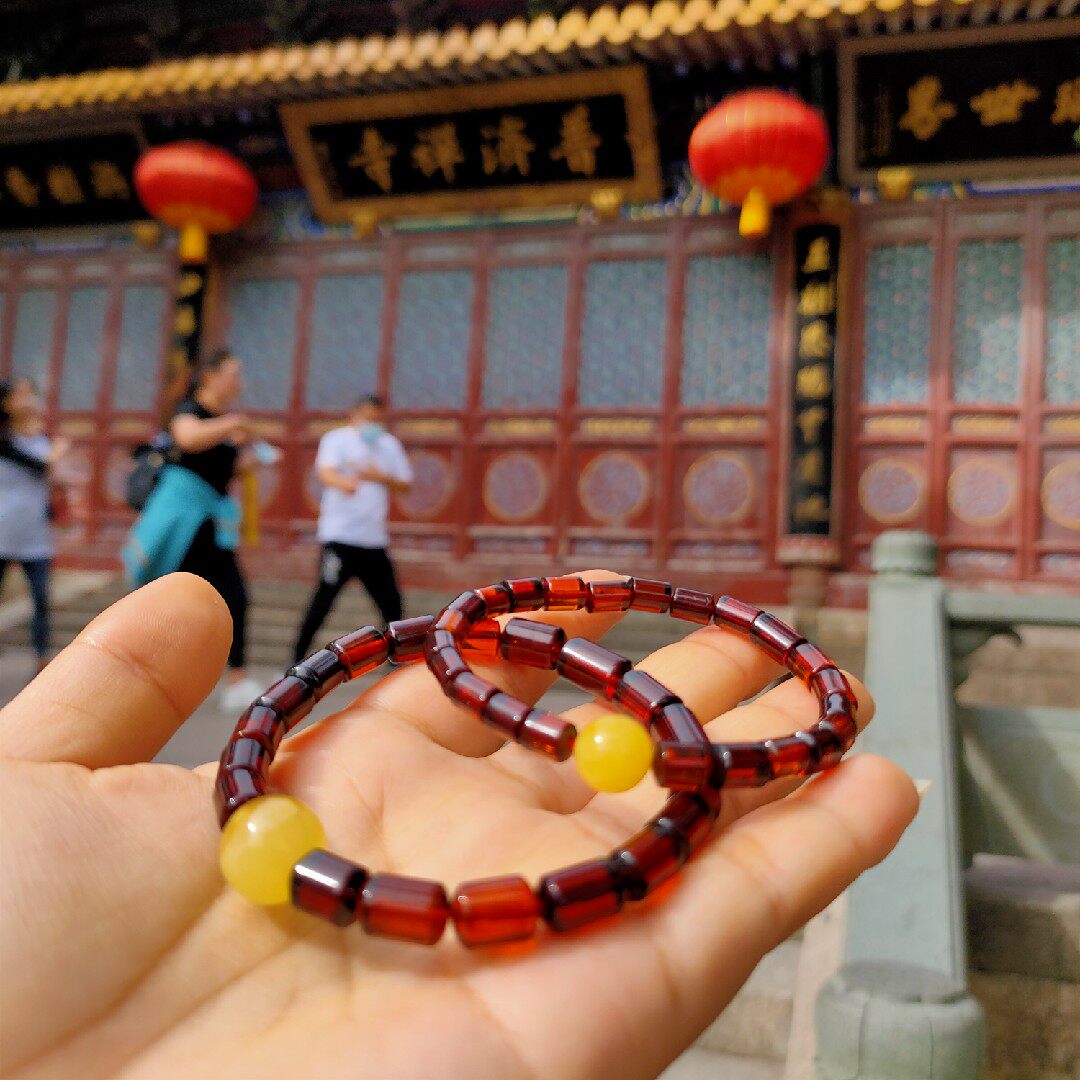 Putuo Mountain People Mash Blood Peri Wax Beads can be a couple or girlfriends Matching Gift Boxes A Pair of Price Gift Boxes