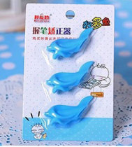 Young children and elementary school students write pen holder dolphin pen holder orthosis correction grip pen writing continuous pencil use