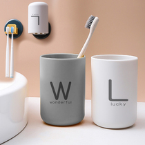 Non-magnetic suction upside-down wash mug children couple brushing ins Wind a pair of cylinder toothbrush cup toothbrush cup toothbrush holder
