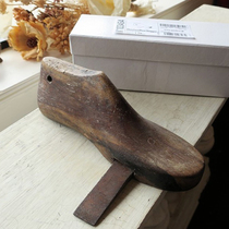 Spotted Japanese PUEBCO Vintage shoe mold gear Creative ancient decorative store opening process display