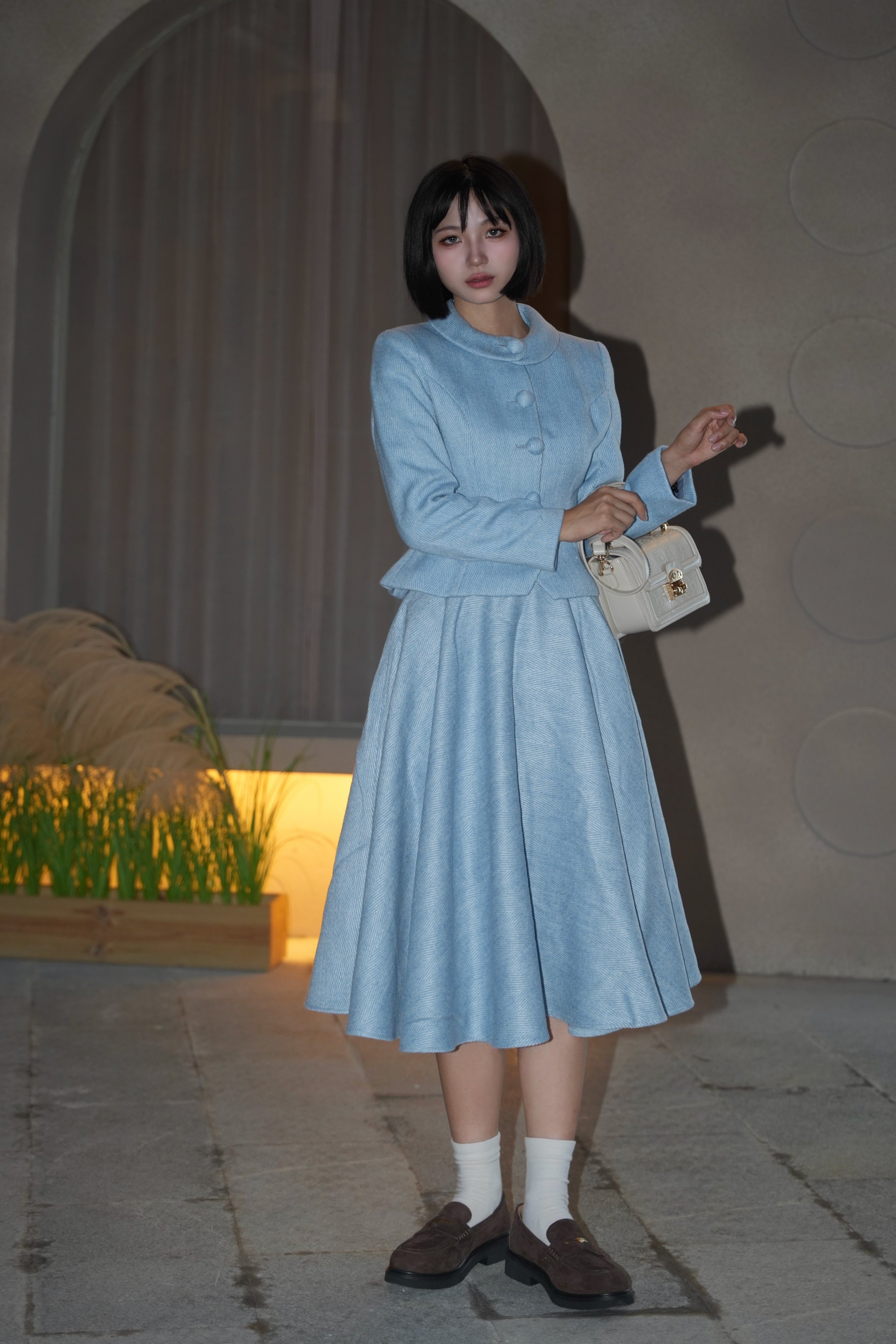 宋佳同款百丽海鸥乐福鞋2.0：厚底真皮的英伦飒爽美学