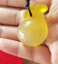 Shaanxi Lantian Jade natural jade pendant Jade chalcedony pendant Ju Cai Fu bag jade pendant 3 5 by 2 2 2