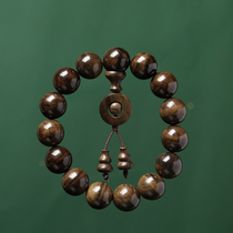 Water rippled gold nanmu Gloomy Wood 15mm beads handstring small leaf Zhennan fruit fragrance flash snap f429