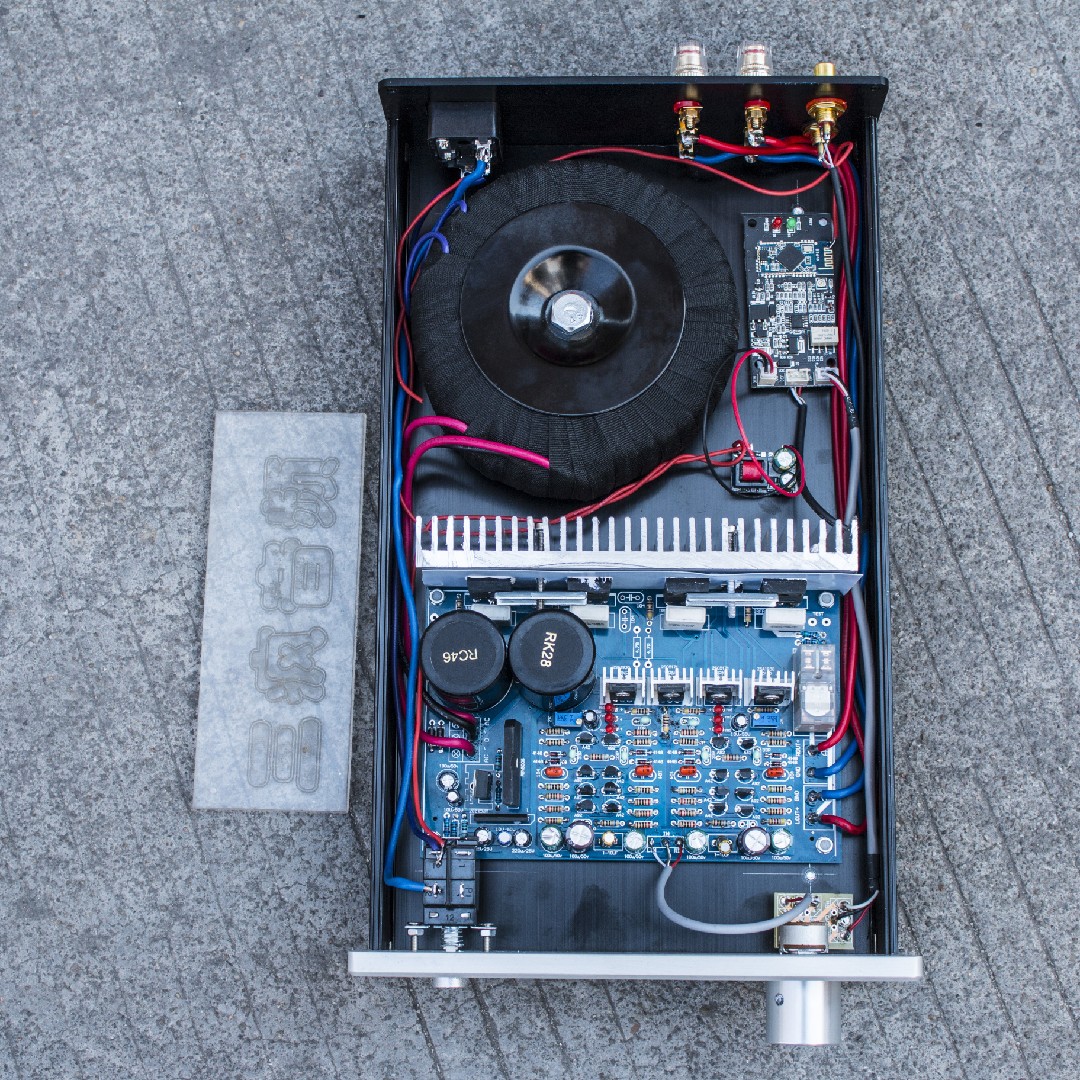 Three crazy s3b double differential full symmetry 2x130w field effect transistor output Bluetooth 5 0 high power post-stage amplifier