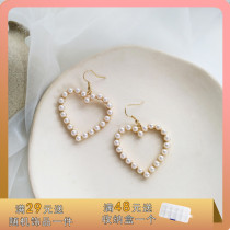 Sweet Beauty Fairy LOVING SHAPE EARRINGS PEARL EARRINGS Femininity Japan-ROK Fashion earbuds without earbuds net red 33