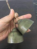  Hit the bell A pair of Republic of China brass nostalgic collection antique collection Film and television props