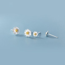 Foyasuan s925 silver Korean version small fresh and sweet daisy ear nail minimalist with a small flower ear decoration