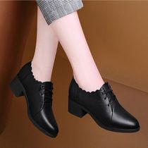  2021 autumn new leather shoes with Korean version of wild middle-aged mother shoes lace-up high thick heel soft sole single shoes