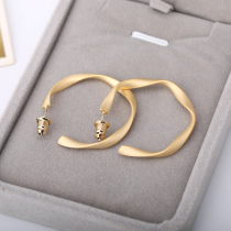 925 silver needle geometric c word round large earrings female exaggerated personality stud earrings Korean version of simple fashion circle earrings