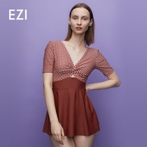Style 2021 new one-piece dress swimsuit female v collar sexy small chest thin elegant soak hot spring resort swimsuit