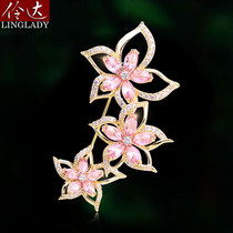 Brooch corsage high-grade temperament womens pin atmospheric hollow Cardigan Cardigan pin artificial zircon spring flower competition