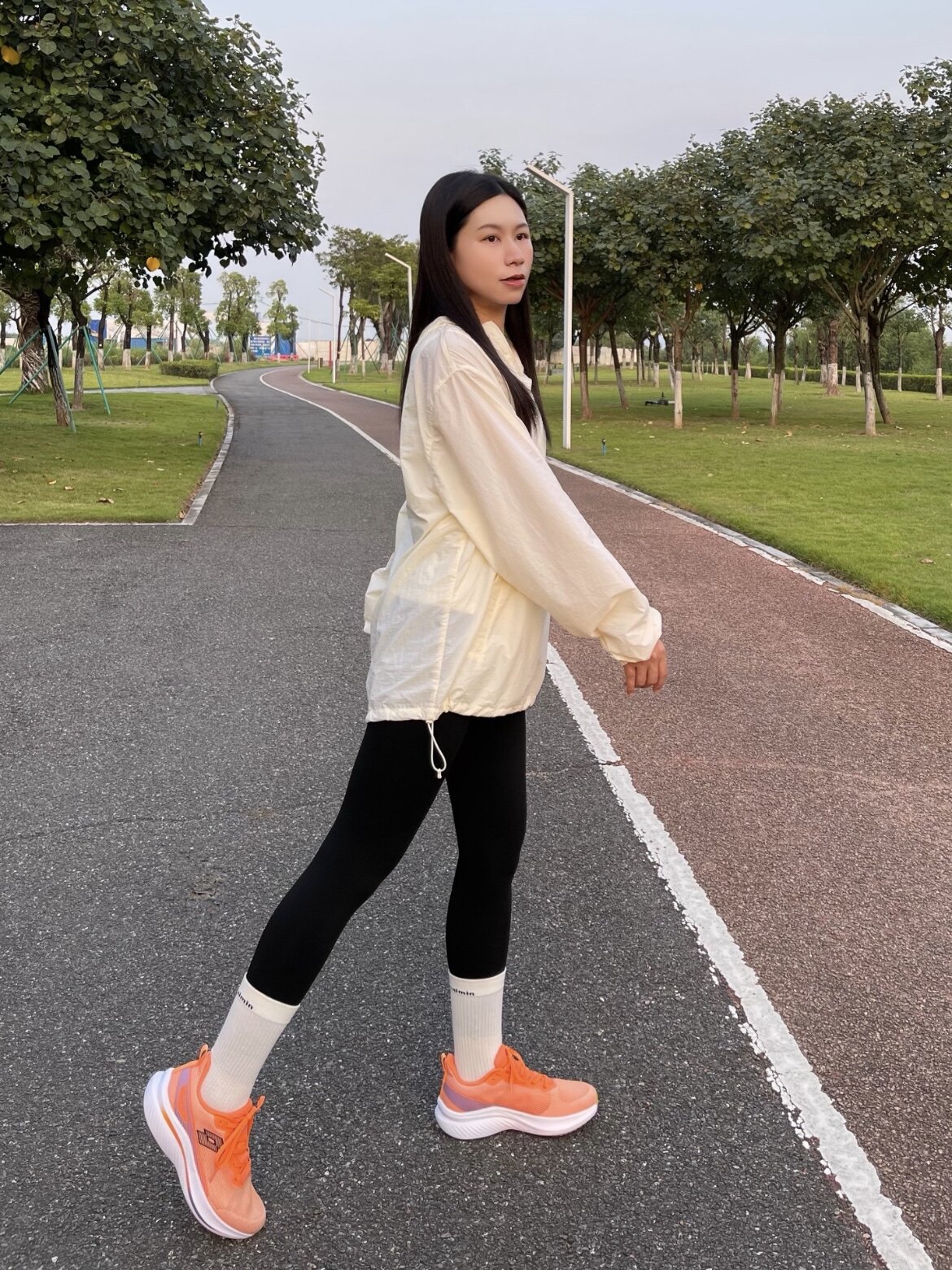 小野和子春季鲨鱼裤 薄款塑形收腹提臀 瑜伽外穿两相宜 高腰设计拉长比例