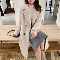 Woolen coat women 2020 autumn and winter long high-end temperament popular gold mink velvet thick warm coat women