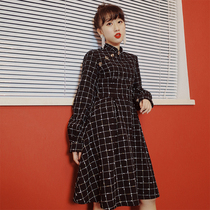 Huang Niuniu classmates original homemade Republic of China girlcheck pattern retro modified long-sleeved cheongsam dress autumn