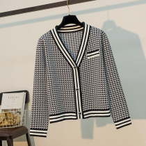 Small fragrant wind knitted cardigan coat womens shawl early spring and autumn black outside foreign style Chandler wear sweater top