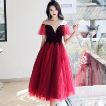 Red evening dress dress dress female light luxury minority high-end temperament celebrity banquet host performance birthday annual meeting winter