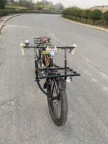 Japans second-hand bicycle vehicle in the 30s the handmade version of the album has a record