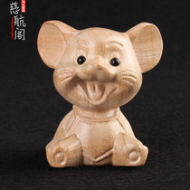 Peach wood mouse ornaments wood carving primary color wood twelve Zodiac mouse car ornaments hand-held little mouse mascot without paint