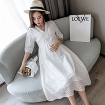 Summer gestational woman dress 2022 new fashion Korean version gestation with slim hollowed-out lace mid-dress dress