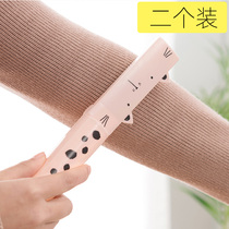 Small mini portable hair stick drum can wash clothes with water hair stain device clothes dust removal hair stain artifact