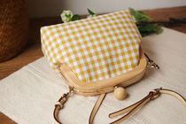 Jinxi Handmade Small Fresh Ins Style Retro Yellow Plaid Wood Mouth Gold Messenger Bag Womens Bag 2020 Versatile Items