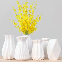 Simple modern ceramic vase dried flower home decoration flower Ware rose arrangement European ornaments glass hipster