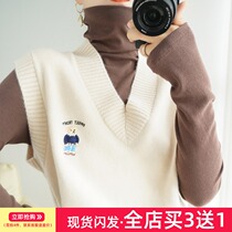 New little bear embroidery knitted vest female v collar loose thick warm jacket waistless vest woman