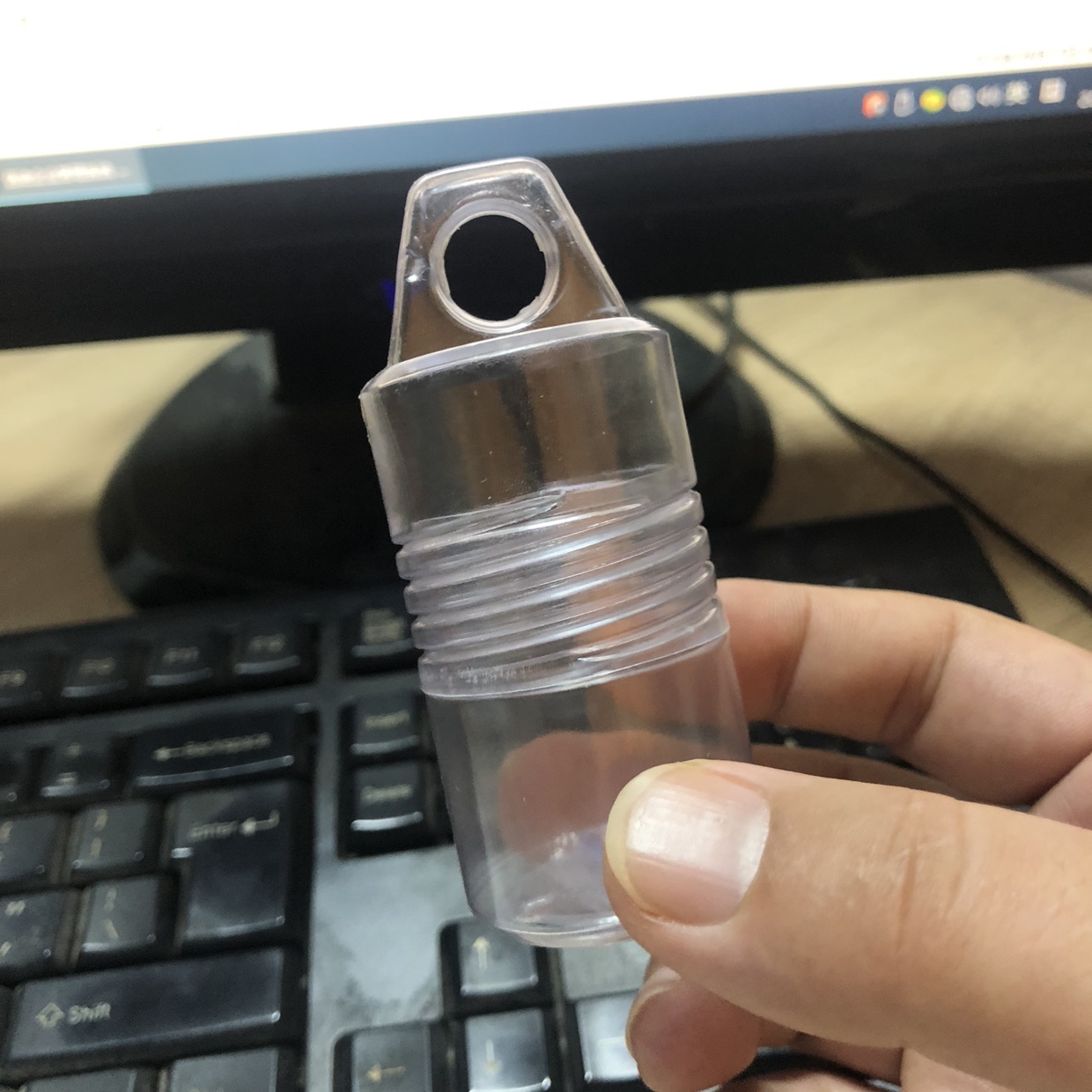 PVC transparent round telescopic packaging box with hook, small parts hardware workpiece storage box parts Weekly transfer box