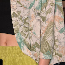 Green Broken Flowers Short Sleeves Shirt Woman 2021 Spring new Korean version Relaxed Port Wind Retro small crowdsourced 100 Lap Shirt Tide