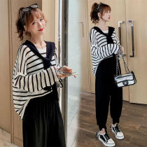 Pregnant women Spring Net red suit fashion out spring and autumn two-piece sportswear casual sweater trembling tide mother