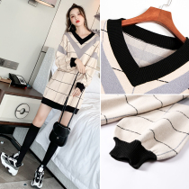 Advanced sense sweater womens autumn wear 2021 New Ladies v collar early autumn loose wear fashion foreign style base shirt