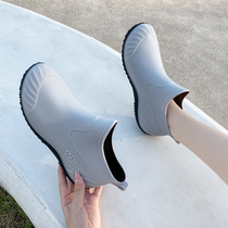 Lady 2021 New Rain Boots Fashion Rainy Shoes Anti Slip Outside Wearing Light Aquatic Market Adults Low Help Water Shoes