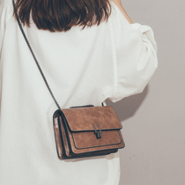 Hong Kong flagship on the new texture leather small bag women's 2021 new Joker messenger bag simple retro small square bag