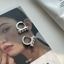 2022 new VERTICAL ROWS OF VERTICAL ROWS OF PEARL EARRINGS 925 PURE SILVER SMALL AND SHORT EARRINGS KOREAN VERSION PERSONALITY DESIGN EARRINGS