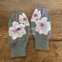  Cloud decoration totem original design womens jewelry gloves Wrist beautiful embroidered cashmere knitted warm half-finger gloves