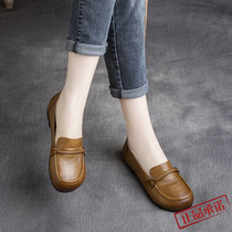 Hong Kong 2022 new leather handmade round head low heel shallow mouth leisure soft solid shoes and cowl shoes