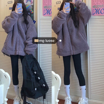 European station 2020 winter new wild loose fried street gentle wind short section velvet purple lamb coat female