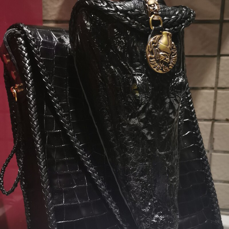 Bz Original Design, Handcrafted Vintage Harley Crocodile Head Black Leather Men's Crossbody Bag