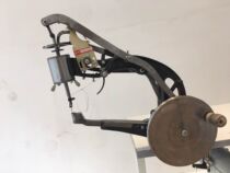 Shoemaking cotton Drag thick material sewing machine Shoe Machine Foam Bottom Upper Shoe Machine Cotton Tugging Shoes Machine Diagonal Head Machine Tripod Rest Fit