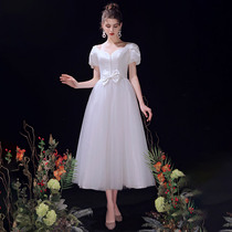 Fa-style small gown 2022 new Brigade slapped toast with a minimalist V collar white satin light wedding dress Skinny Fairy