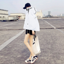 2021 New Korean version of loose white sunscreen dress womens summer thin long sleeve casual breathable letter foreign coat