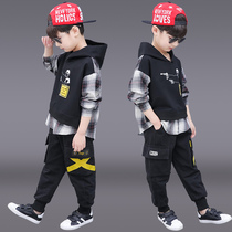 Child costume boy autumn suit 2022 new child spring and autumn boy handsome boy two sets of tide