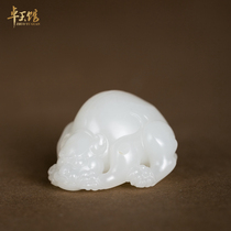 (Zhuoyu Museum)Pixiu Xinjiang Hetian jade seed material first-class white single-seed Rui beast pendant piece Li Zhuoyu sculpture