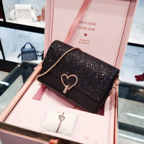 Singapore Womens Bag Light Extravagant Brand Fashion Chain Single Shoulder Sloped Satchel Stars Empty Genuine Leather Girl Bag Advanced Sensation